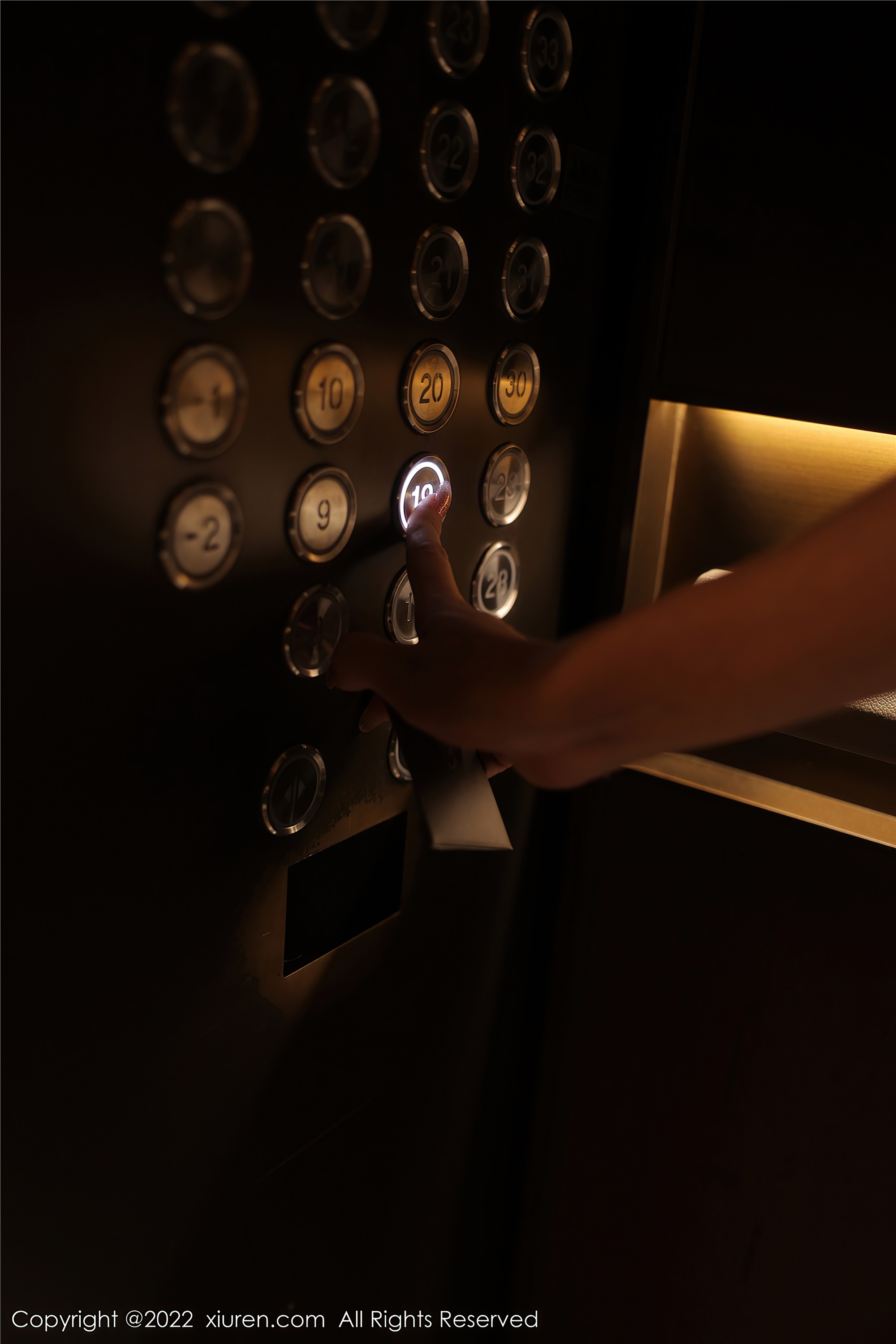 Xiuren秀人网 2022.10.08 NO.5677 李雅柔182CM